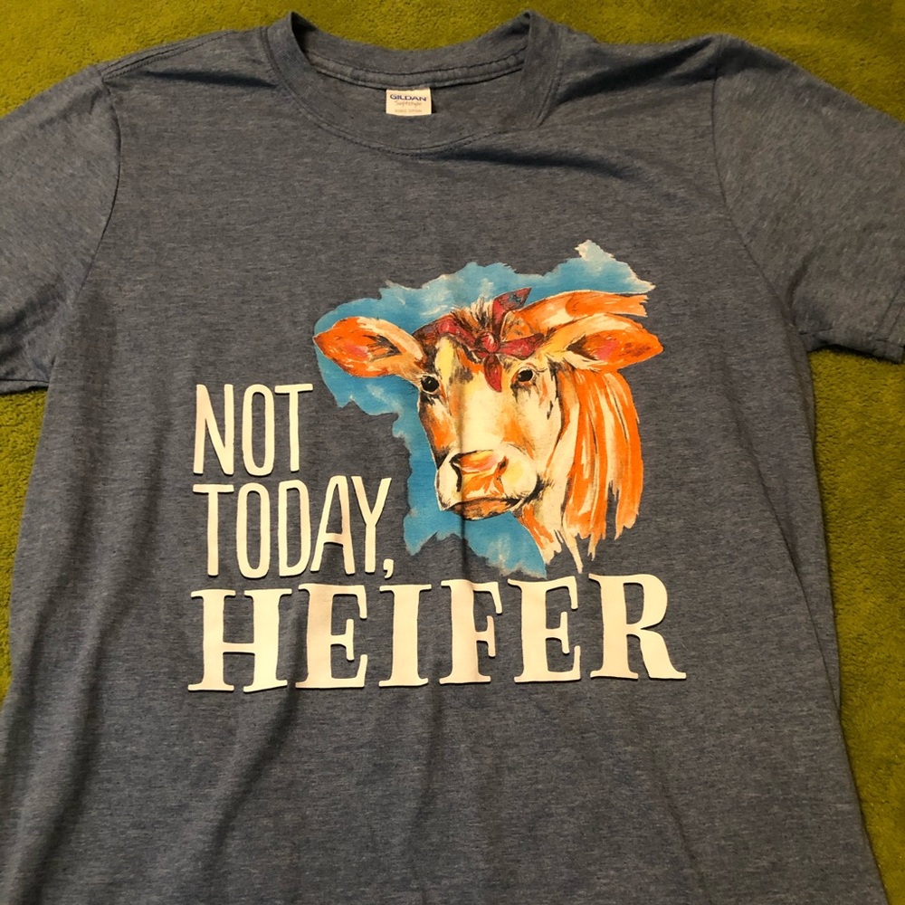 Women’s tee